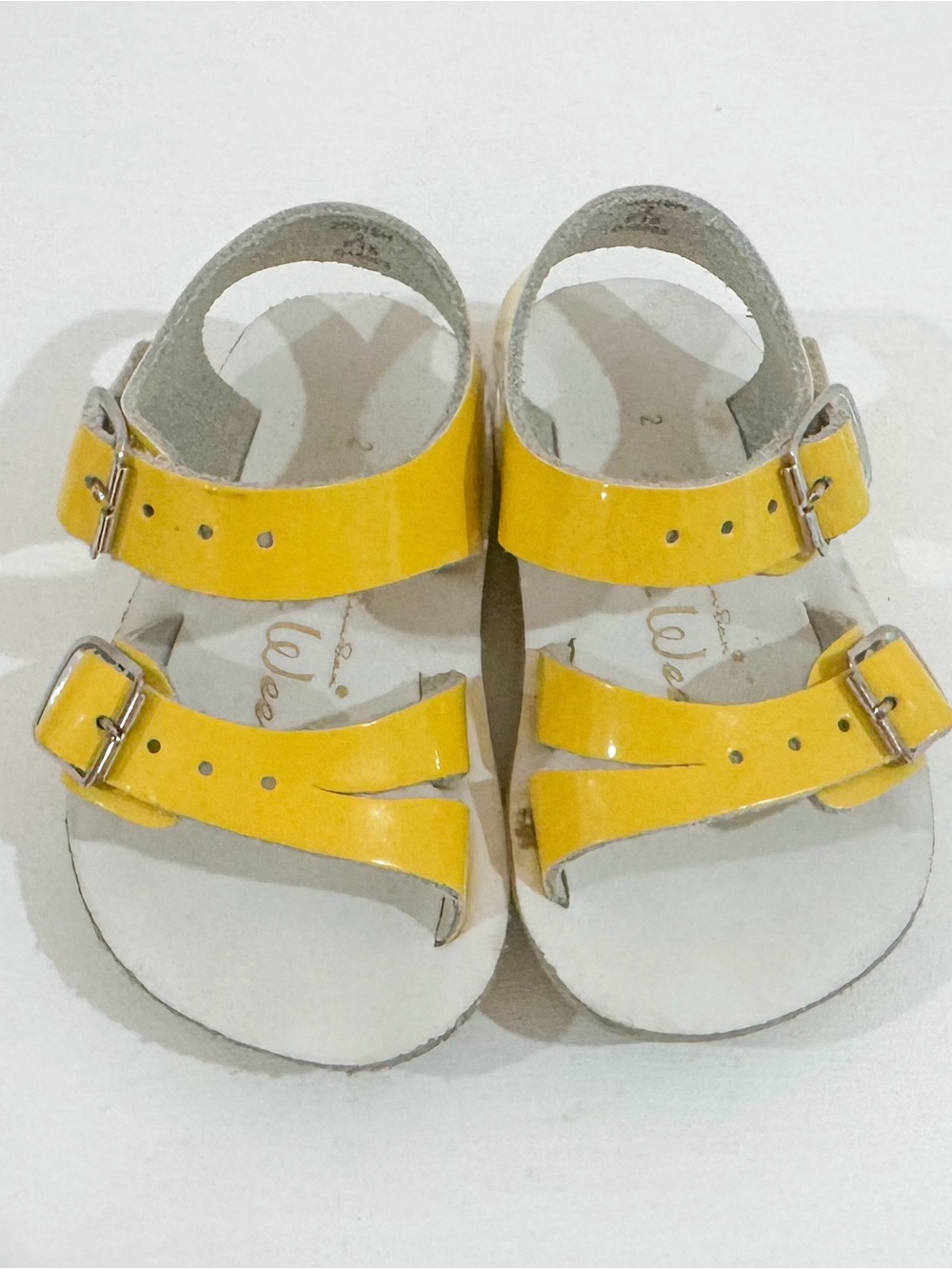 Sun San yellow sandals size 2
